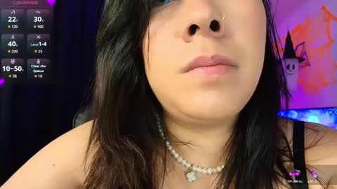 leah online show from October 27, 7:19 am