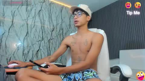 leam_1 online show from March 9, 3:22 am