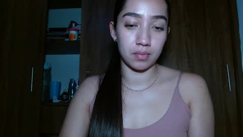 Snapshot of leanaalhub chatting on December 19, 4:56 am leanaalhub online show from December 19, 4:56 am