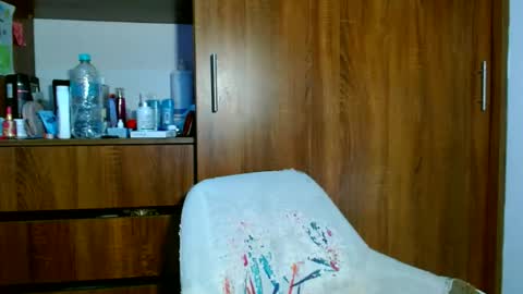 leanaalhub online show from June 25, 10:15 pm