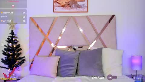 Leandra  online show from December 11, 7:46 pm