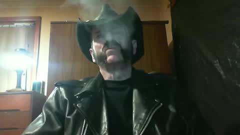 leathergreaser online show from May 1, 8:58 pm