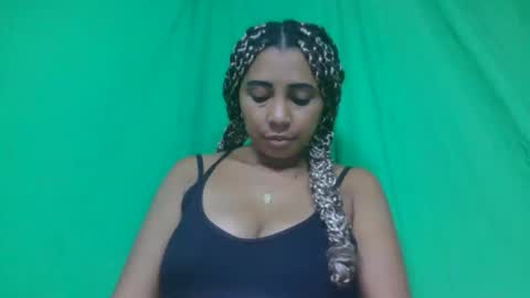 leatiana online show from February 18, 1:11 pm