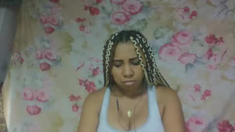 leatiana online show from April 25, 12:51 pm