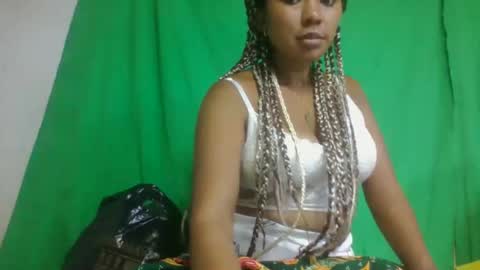 leatiana online show from February 14, 12:19 pm