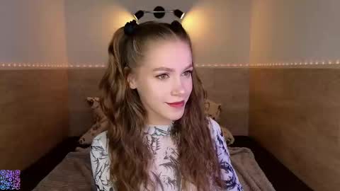 lecsika online show from November 29, 4:36 pm