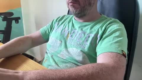 lee_8891 online show from July 28, 9:29 am