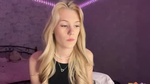 Kate online show from April 23, 4:08 pm