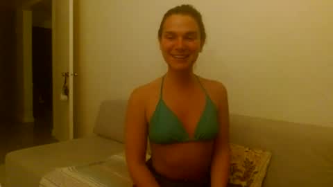 leela luna online show from June 14, 4:25 am