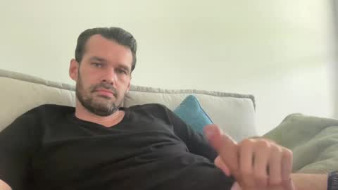 leexxx_69 online show from July 25, 8:40 pm