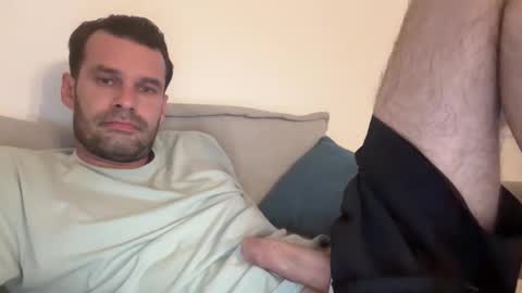 leexxx_69 online show from June 10, 12:43 am