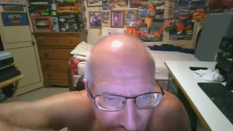 leezamm1132 online show from May 2, 4:18 am