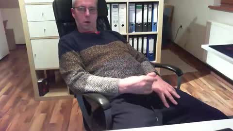 Dave online show from October 30, 8:31 pm