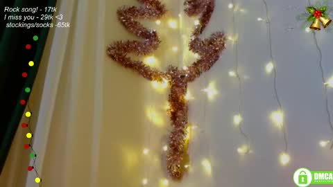 hey Im Leia and I love rock  online show from January 11, 8:37 pm