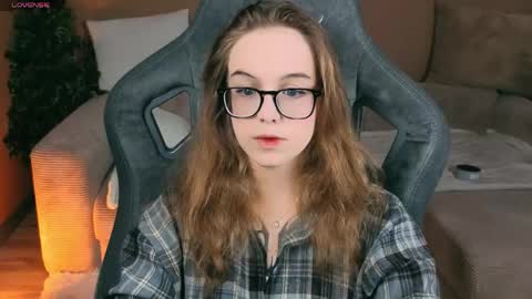 Leia online show from May 2, 8:20 am