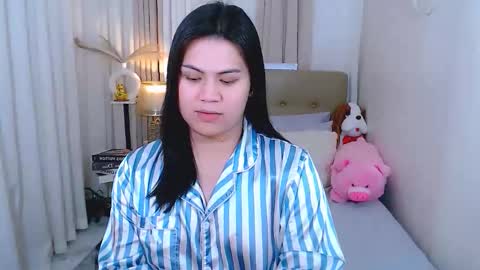 Cailey online show from November 26, 3:31 pm