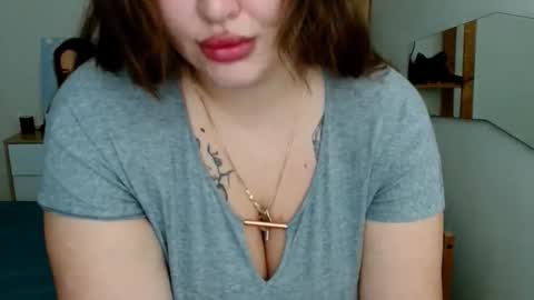 Leila online show from March 4, 5:26 am