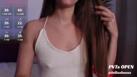 LEILA LUNA online show from June 16, 5:33 am