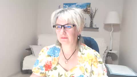 Leila Kinky online show from June 19, 2:28 am
