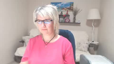 Leila Kinky online show from June 15, 6:38 am