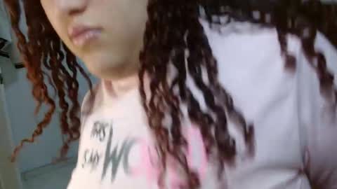 leilaparkersex69 online show from April 28, 12:20 pm