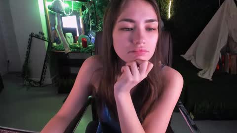 Leila Rai online show from February 7, 9:47 am