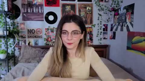 Alexandria online show from October 17, 6:45 pm