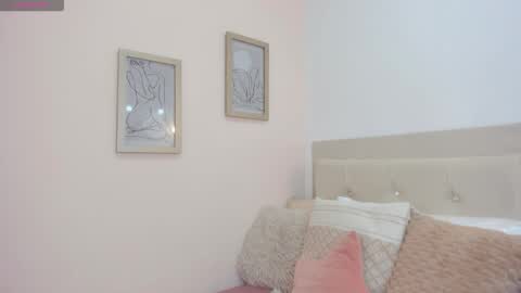 lena_luthor online show from February 28, 7:23 am