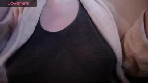 lenagolden online show from February 12, 2:21 pm