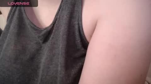 lenagolden online show from March 8, 12:09 pm