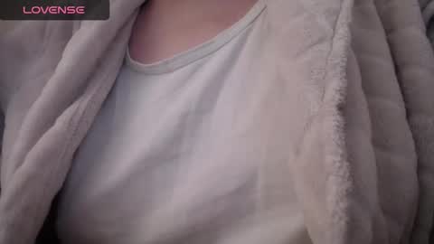 lenagolden online show from October 16, 10:26 am