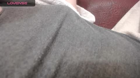 lenagolden online show from March 7, 7:05 pm