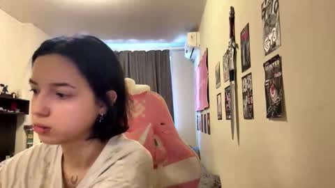 Kate online show from March 15, 8:18 am