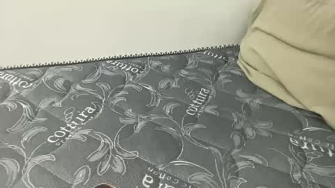 Snapshot of lenifer chatting on September 22, 12:20 pm lenifer online show from September 22, 12:20 pm