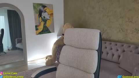 Lenna Goddess online show from October 18, 5:22 am