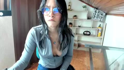 lennox_amy online show from July 15, 1:49 pm