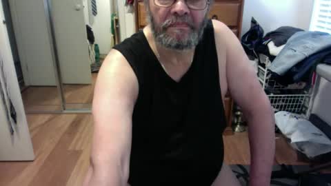 Snapshot of lennyfife chatting on January 22, 9:21 pm Pussylicker online show from January 22, 9:21 pm