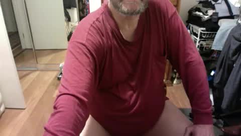 Snapshot of lennyfife chatting on October 27, 12:05 pm Pussylicker online show from October 27, 12:05 pm