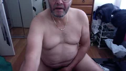 Snapshot of lennyfife chatting on February 19, 11:46 pm Pussylicker online show from February 19, 11:46 pm