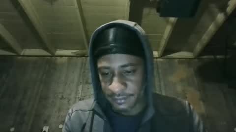 leo199984 online show from February 12, 3:43 am