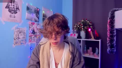 Leo online show from December 3, 2:51 pm