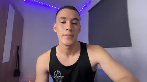 leo_delveyy online show from July 22, 6:48 am