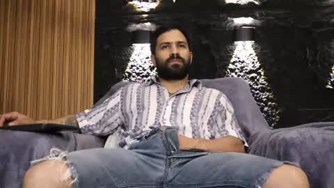 Leo  Diaz online show from June 29, 11:04 pm