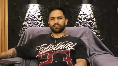 Leo  Diaz online show from April 23, 2:52 am