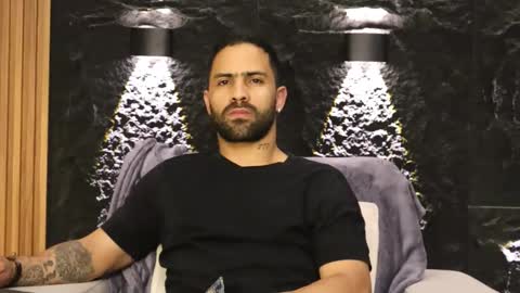 Leo  Diaz online show from January 10, 4:51 am