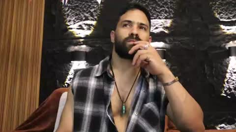 Leo  Diaz online show from July 22, 12:35 am