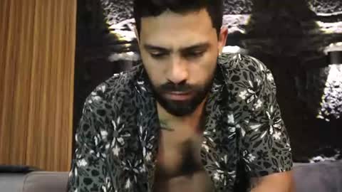Leo  Diaz online show from August 3, 3:41 am