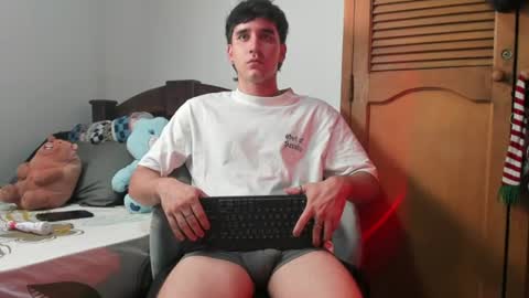 Leo Jones online show from June 26, 1:00 am