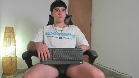 Leo Jones online show from June 5, 1:01 am
