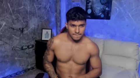 Leo independent model online show from March 19, 1:33 am